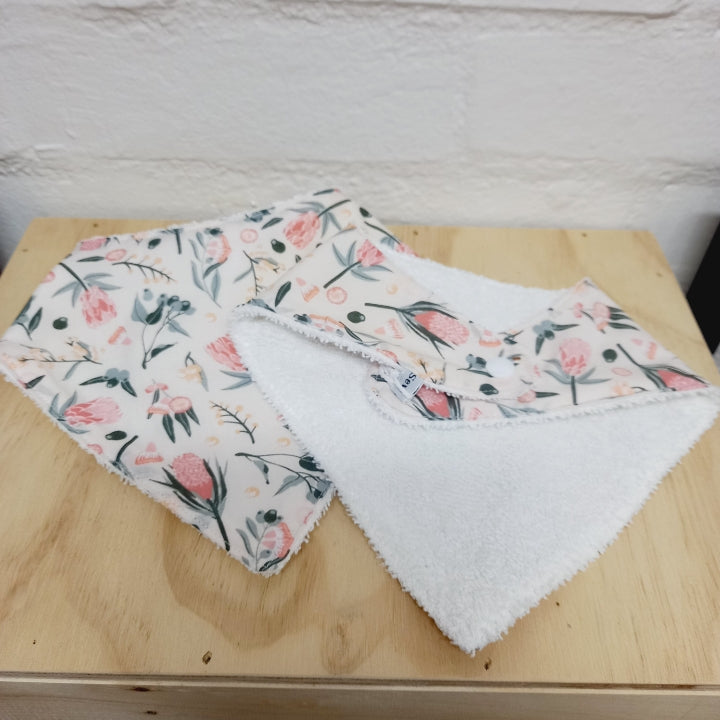 bandana bibs pink