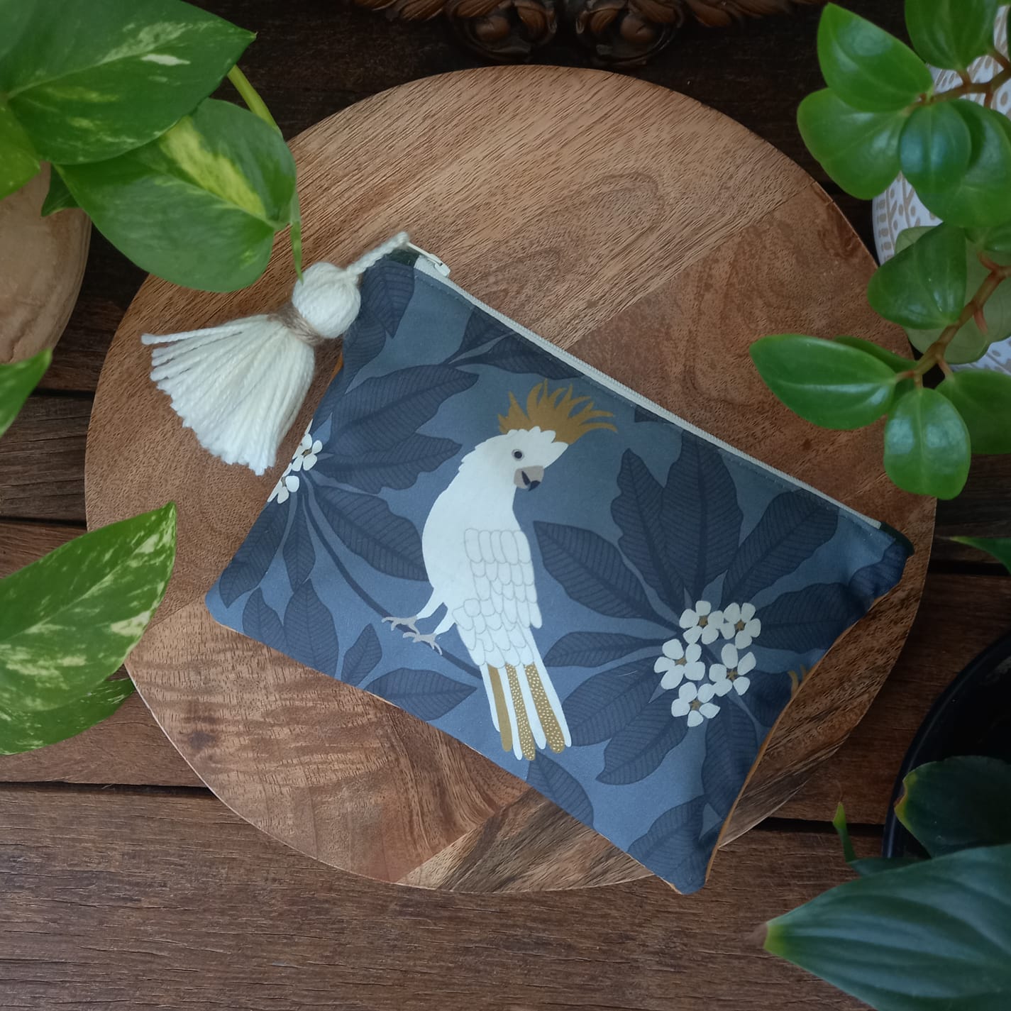 Cockatoo velvet Clutch