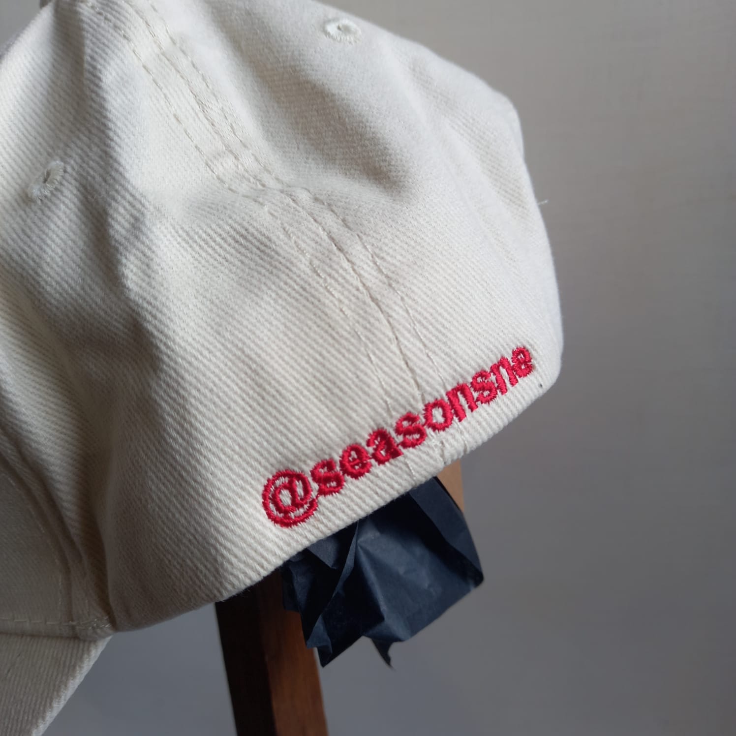Seasons Cap oatmeal
