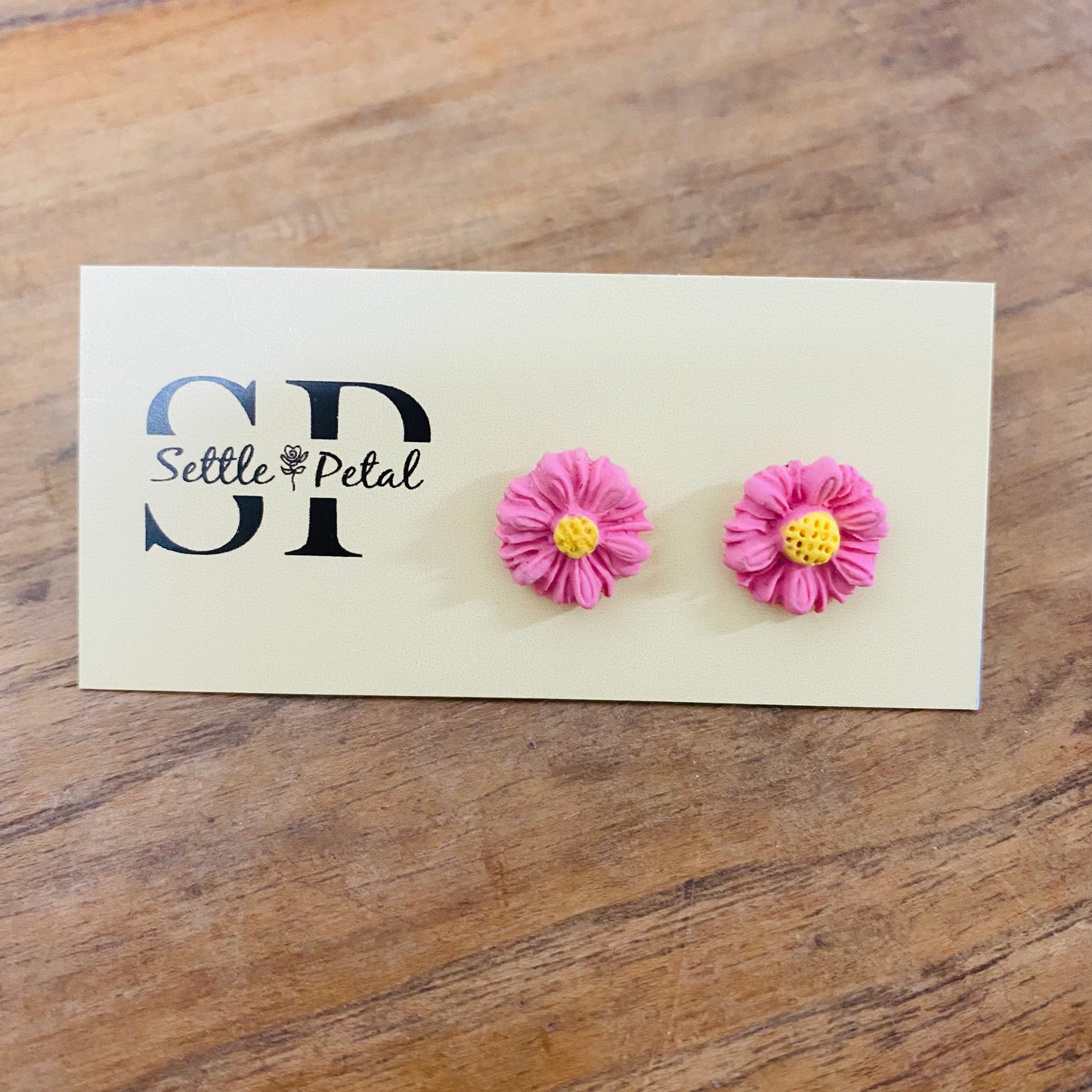 Flower Stud Earring Pink