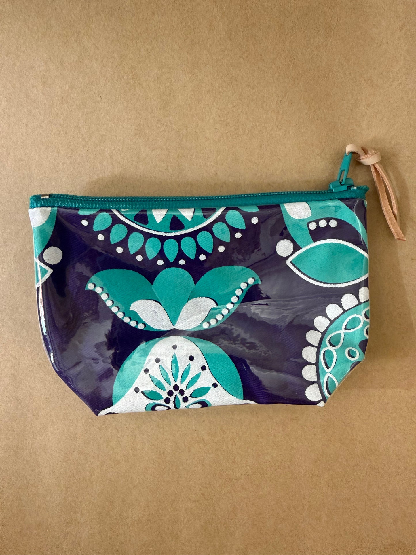 Coin Purse by Anna Sutherland