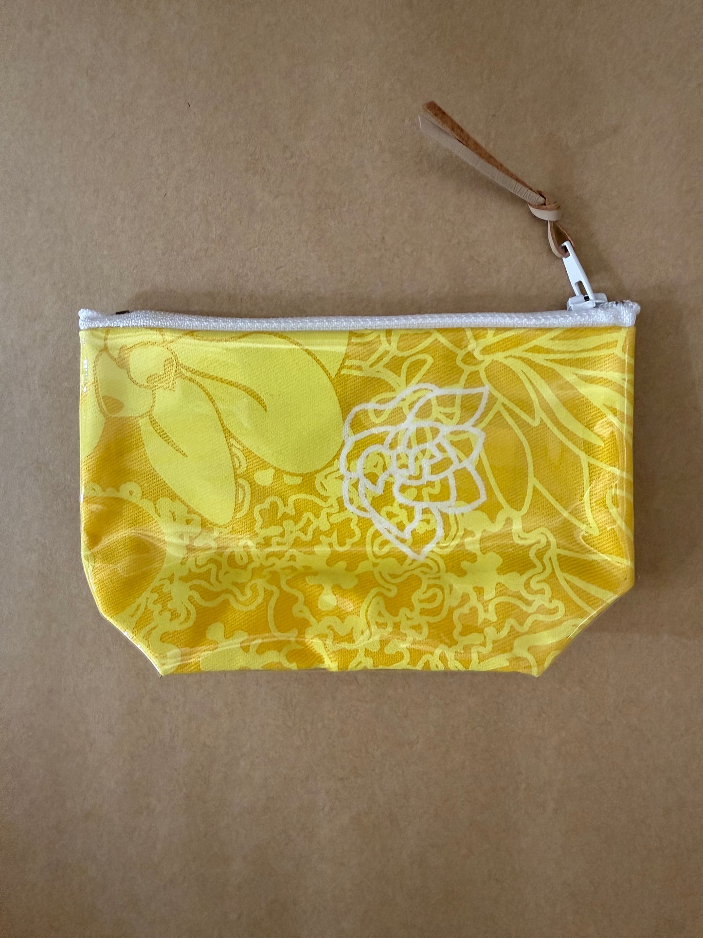 Coin Purse by Anna Sutherland