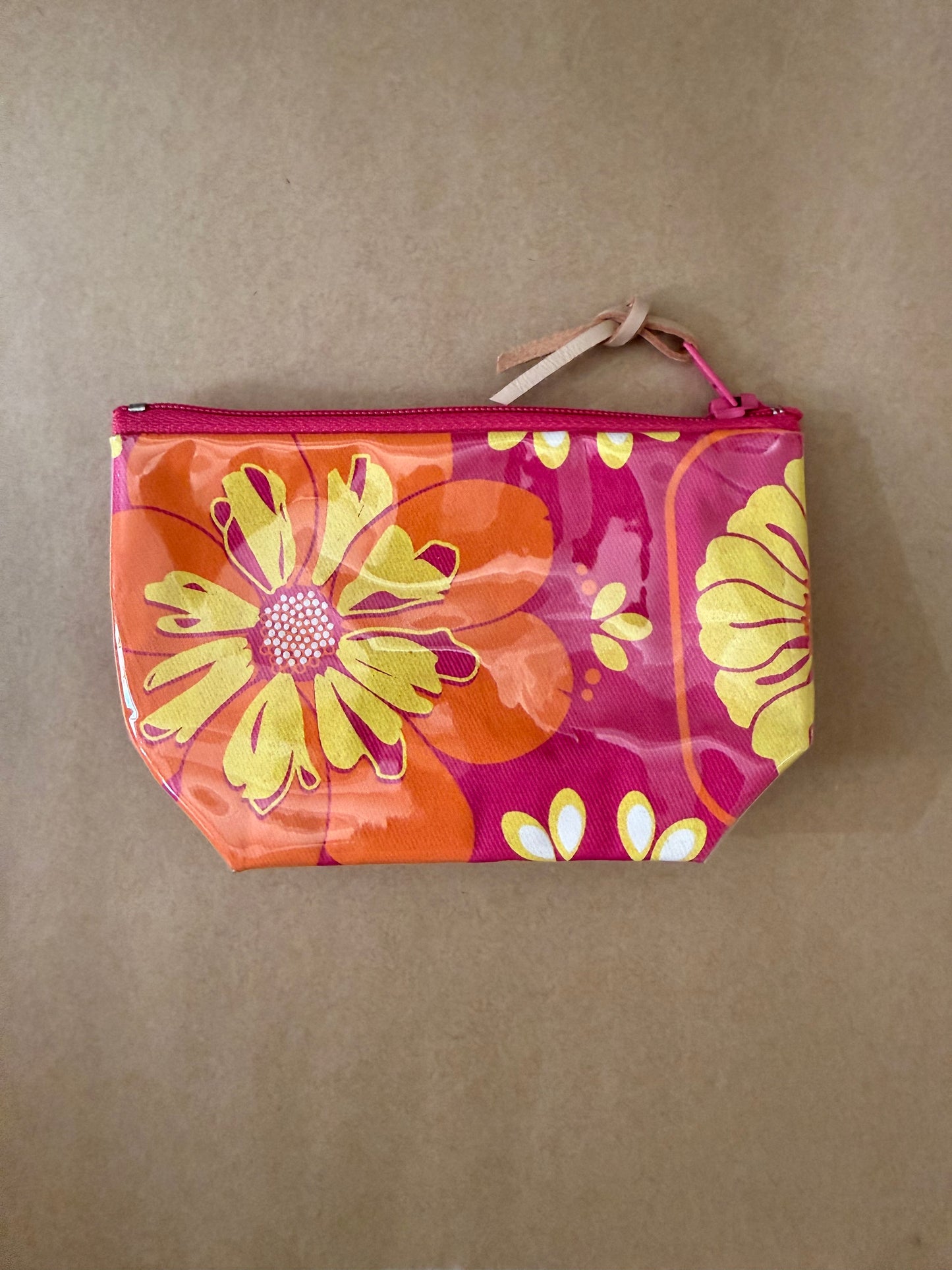 Coin Purse by Anna Sutherland