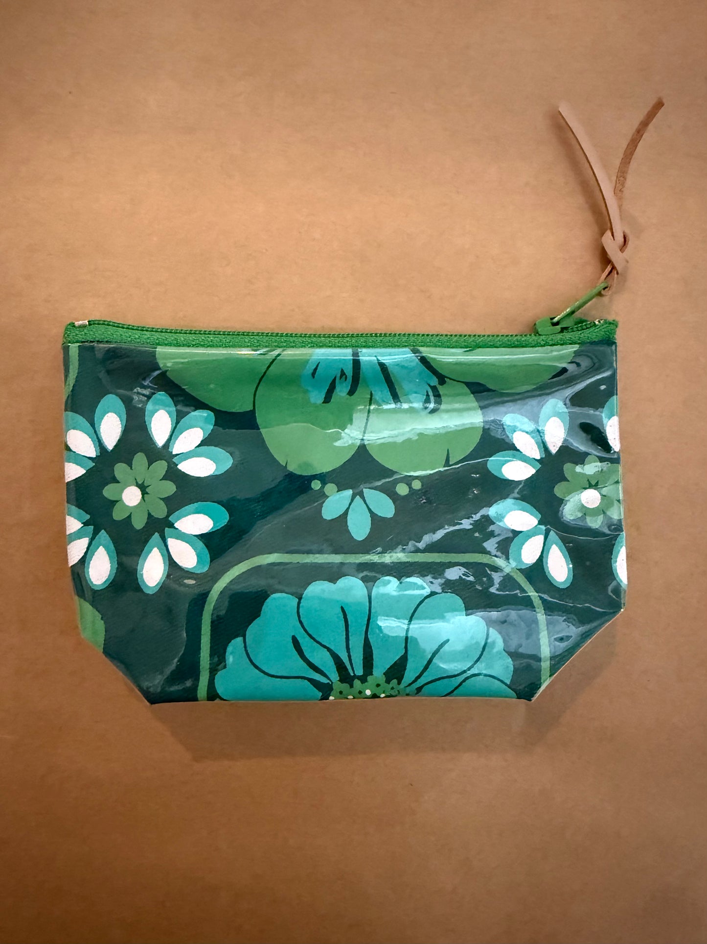 Coin Purse by Anna Sutherland