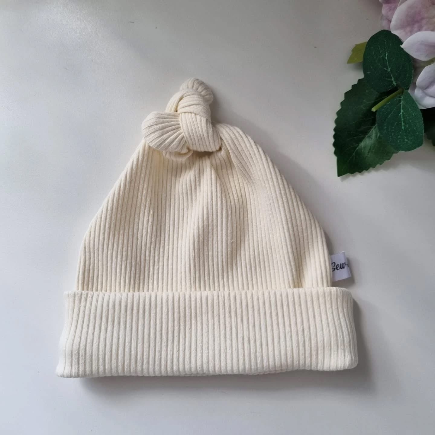 Baby beanie by Sew Anna