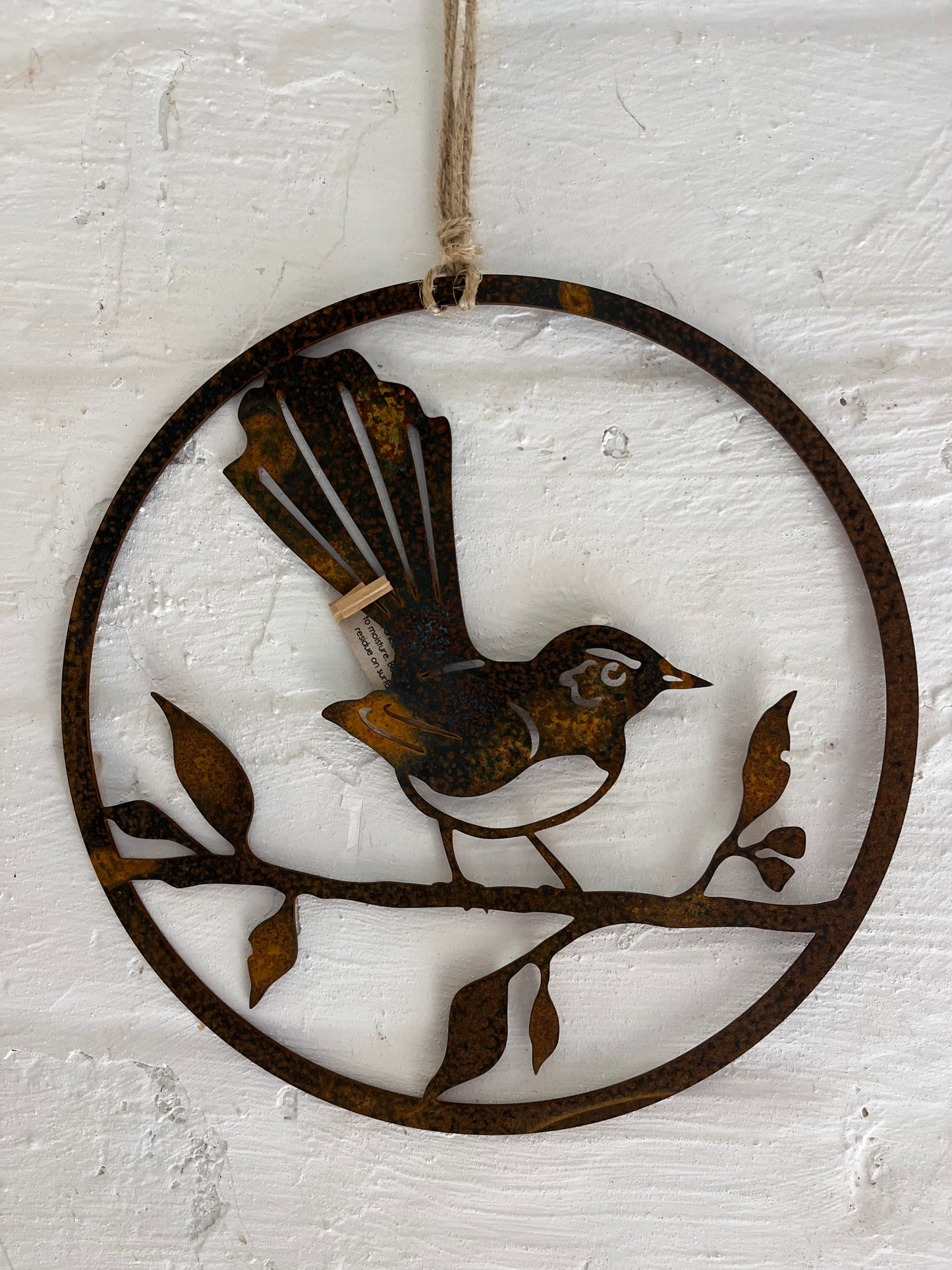 Willy Wagtail in Circle 20cm by Design 2 Fab