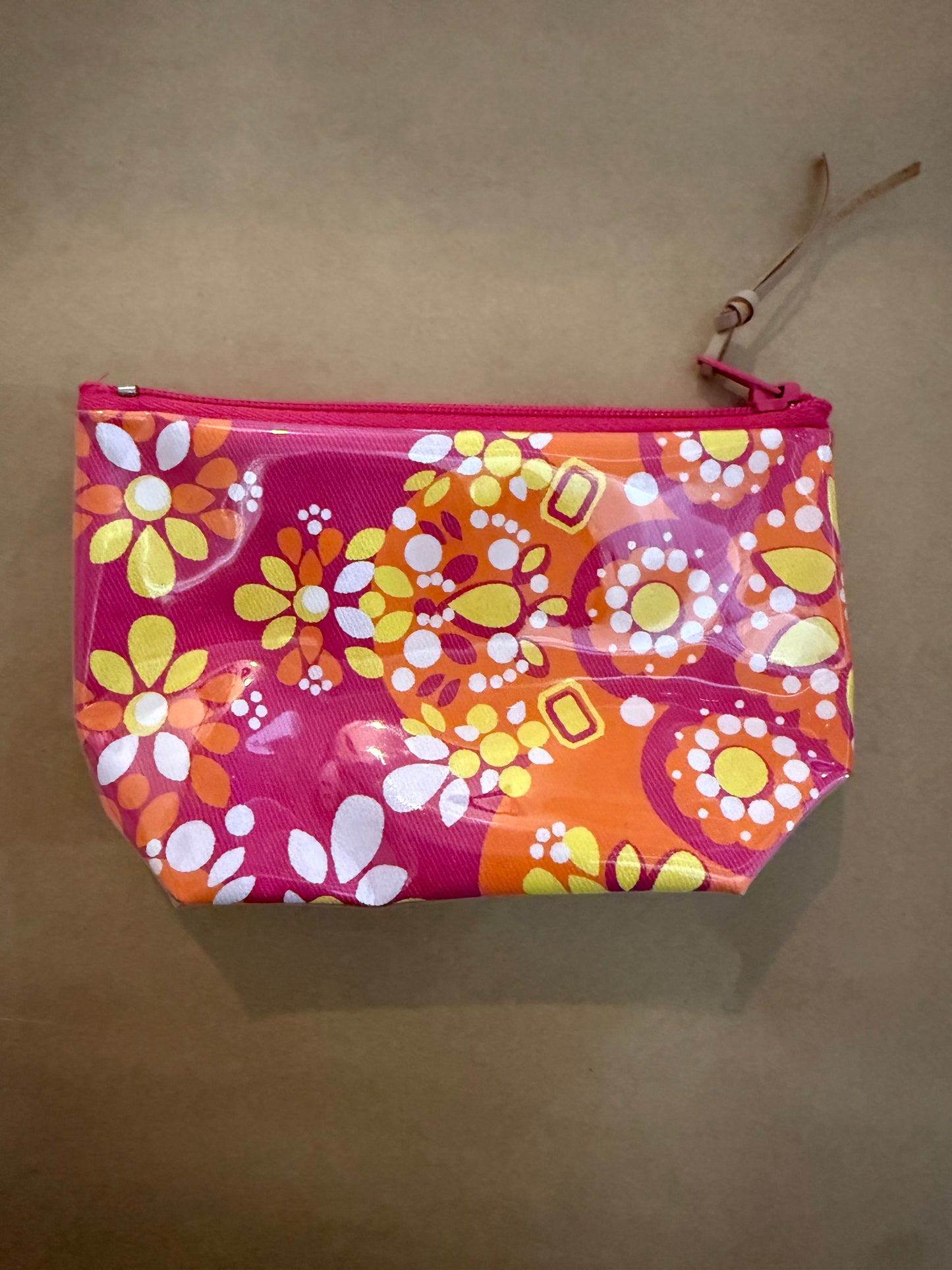 Coin Purse by Anna Sutherland