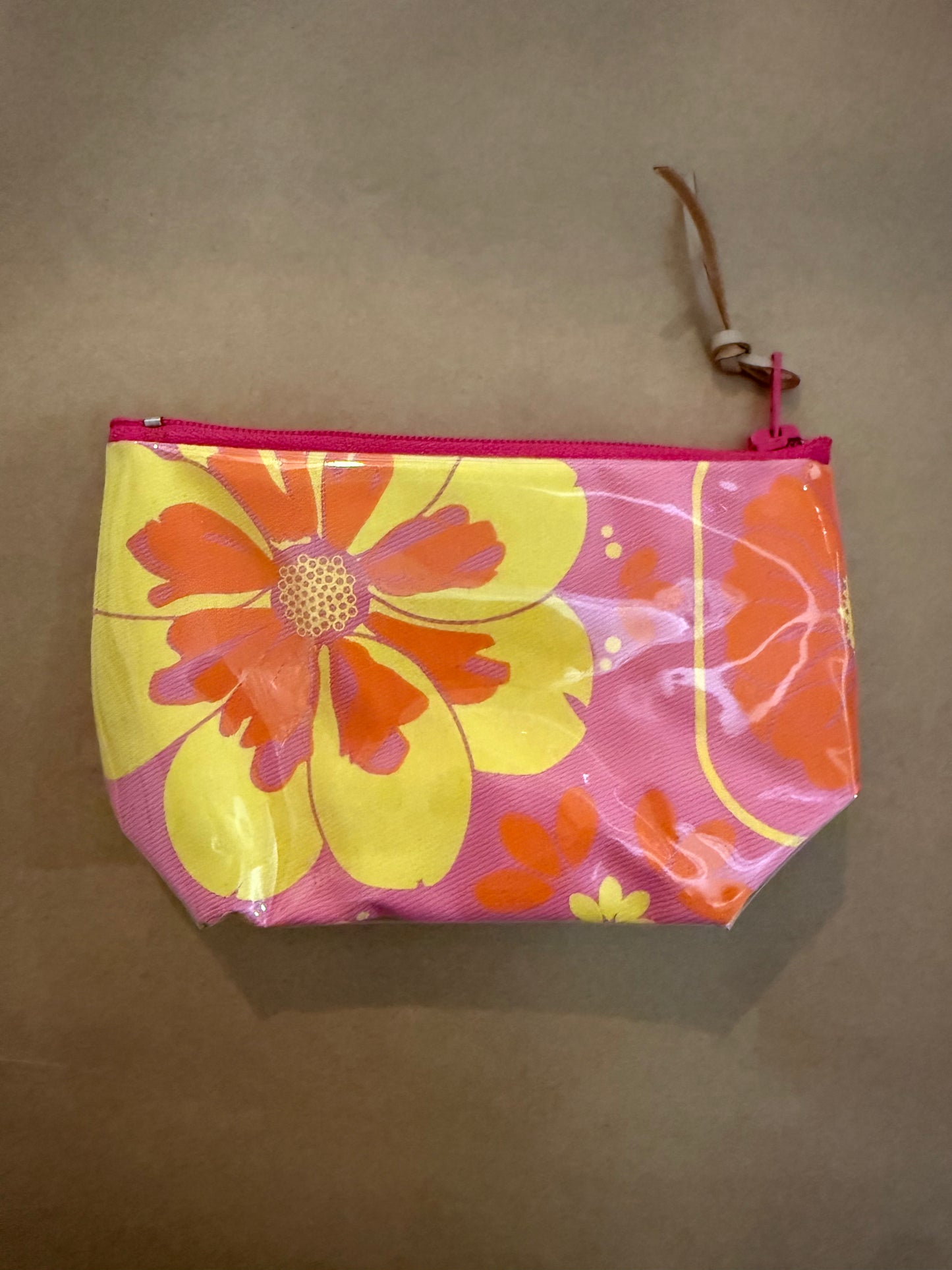 Coin Purse by Anna Sutherland