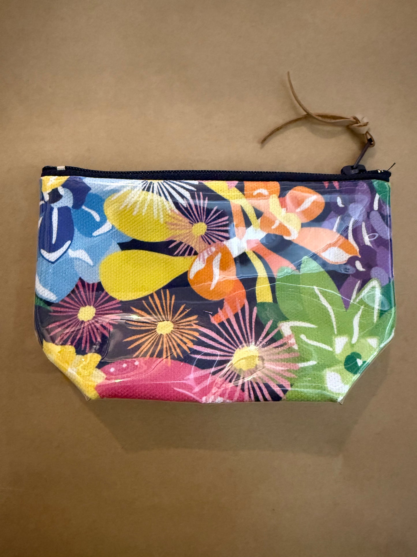 Coin Purse by Anna Sutherland