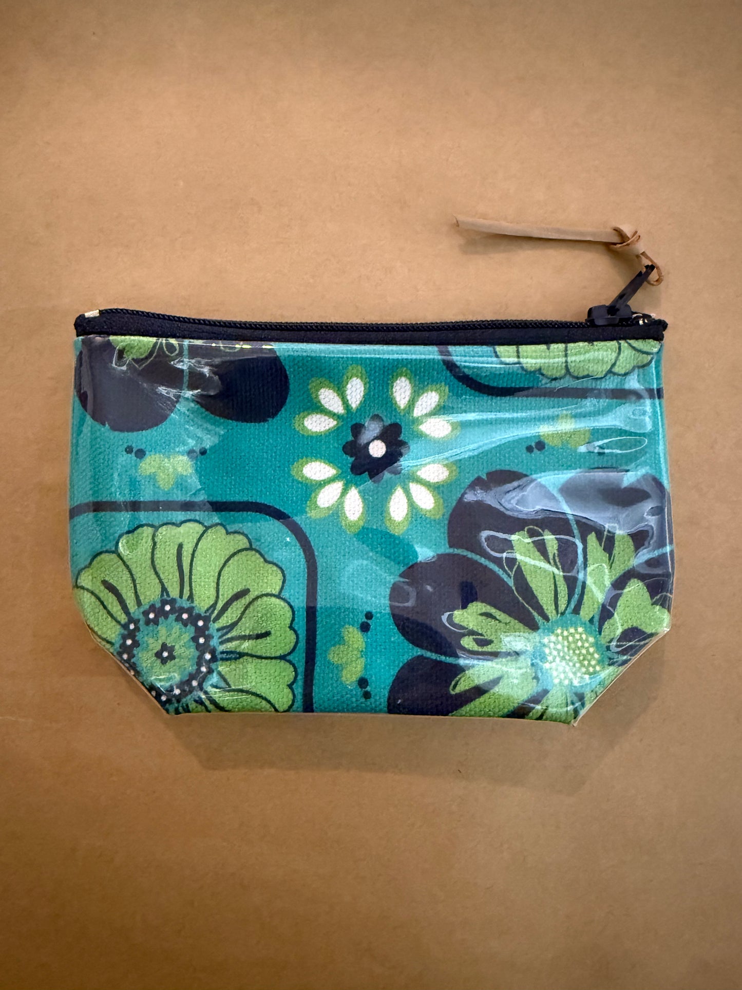 Coin Purse by Anna Sutherland