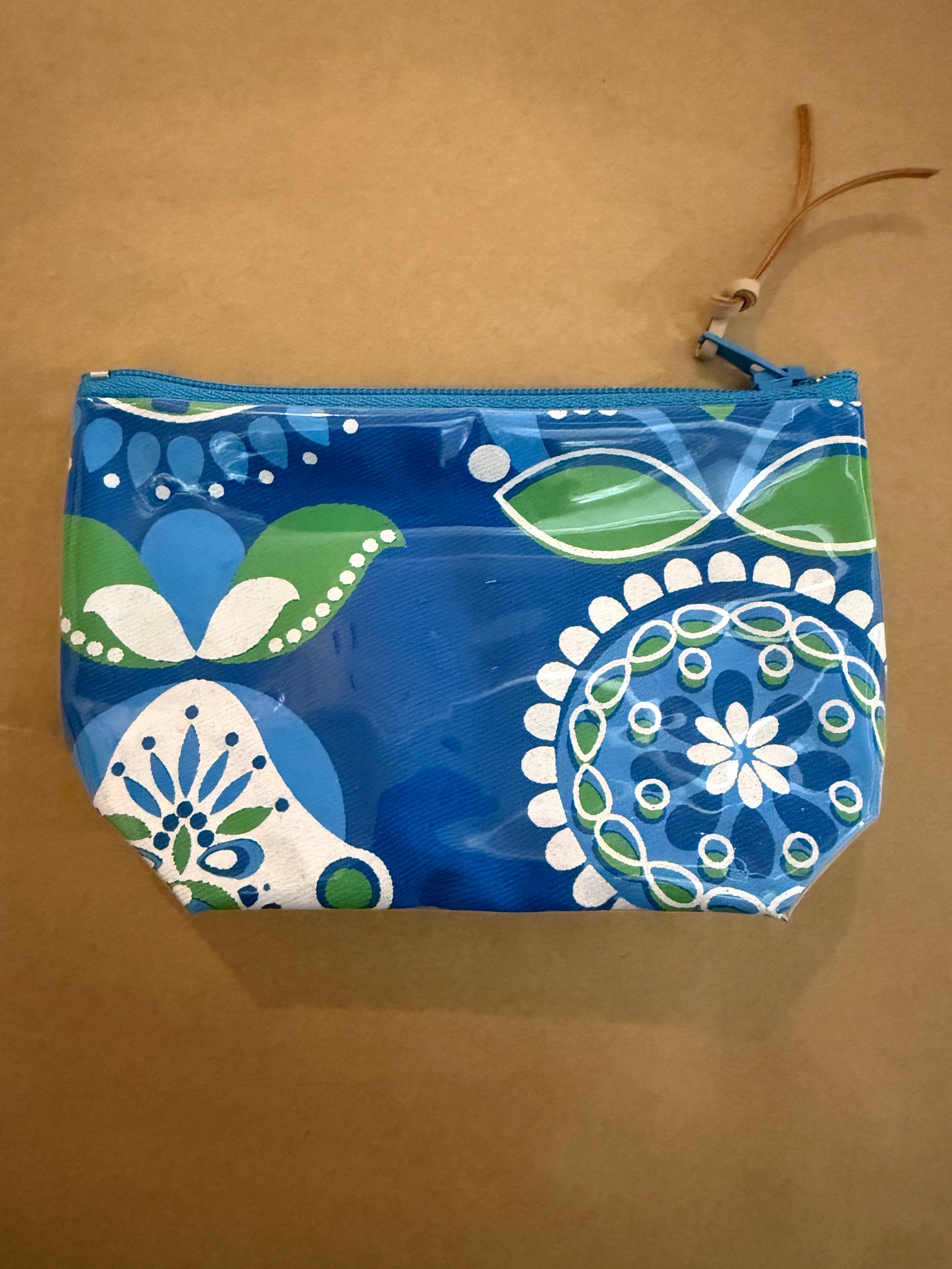 Coin Purse by Anna Sutherland