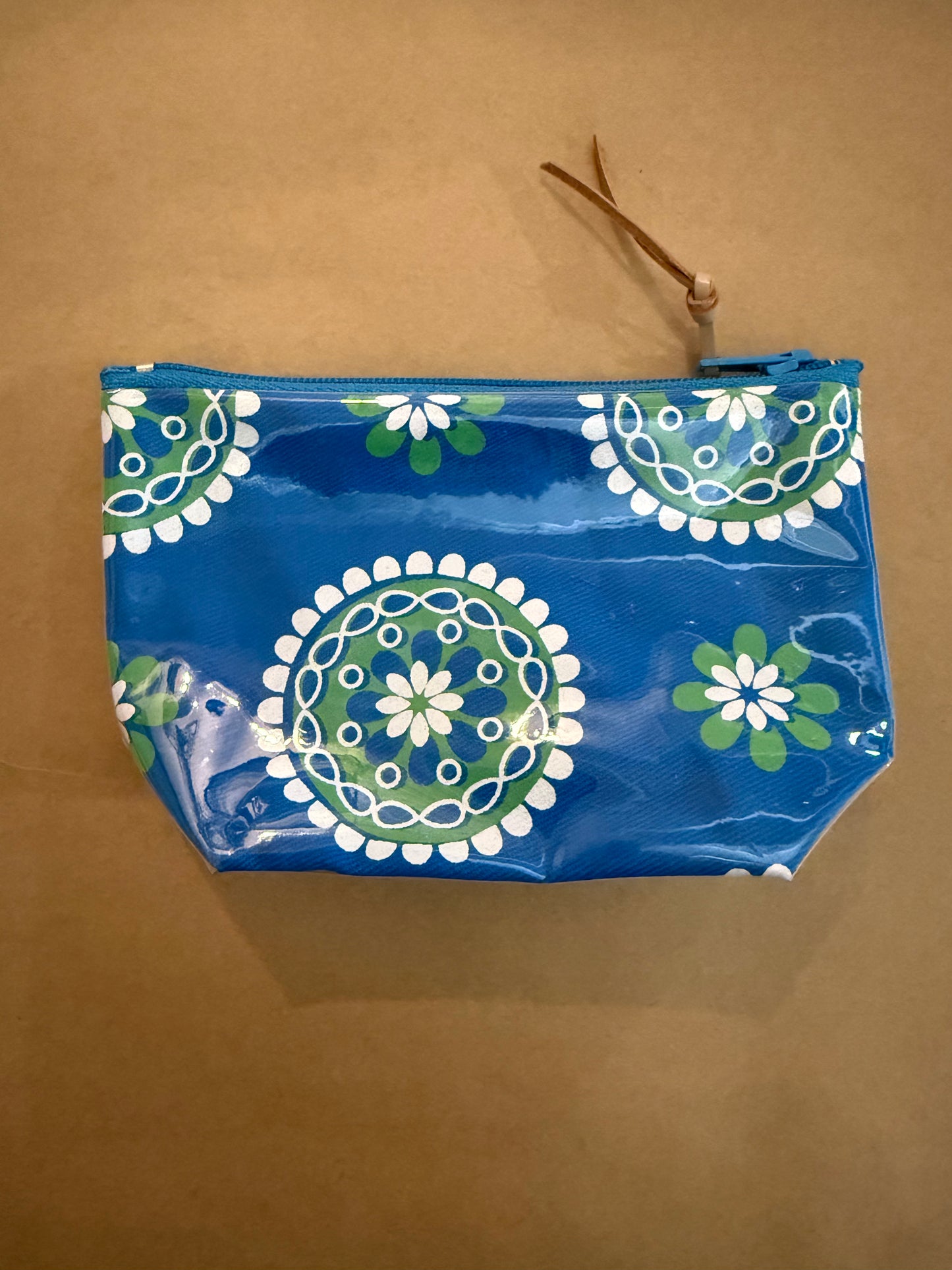 Coin Purse by Anna Sutherland