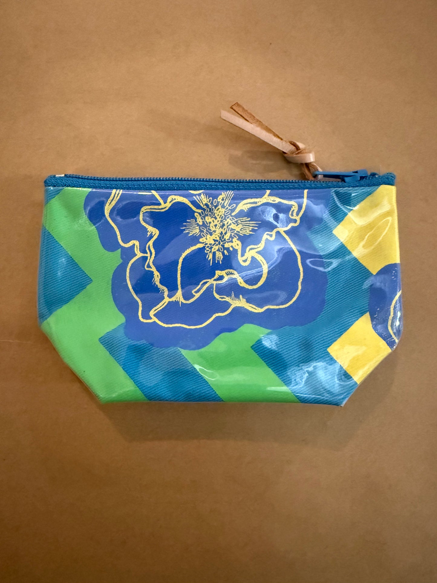Coin Purse by Anna Sutherland