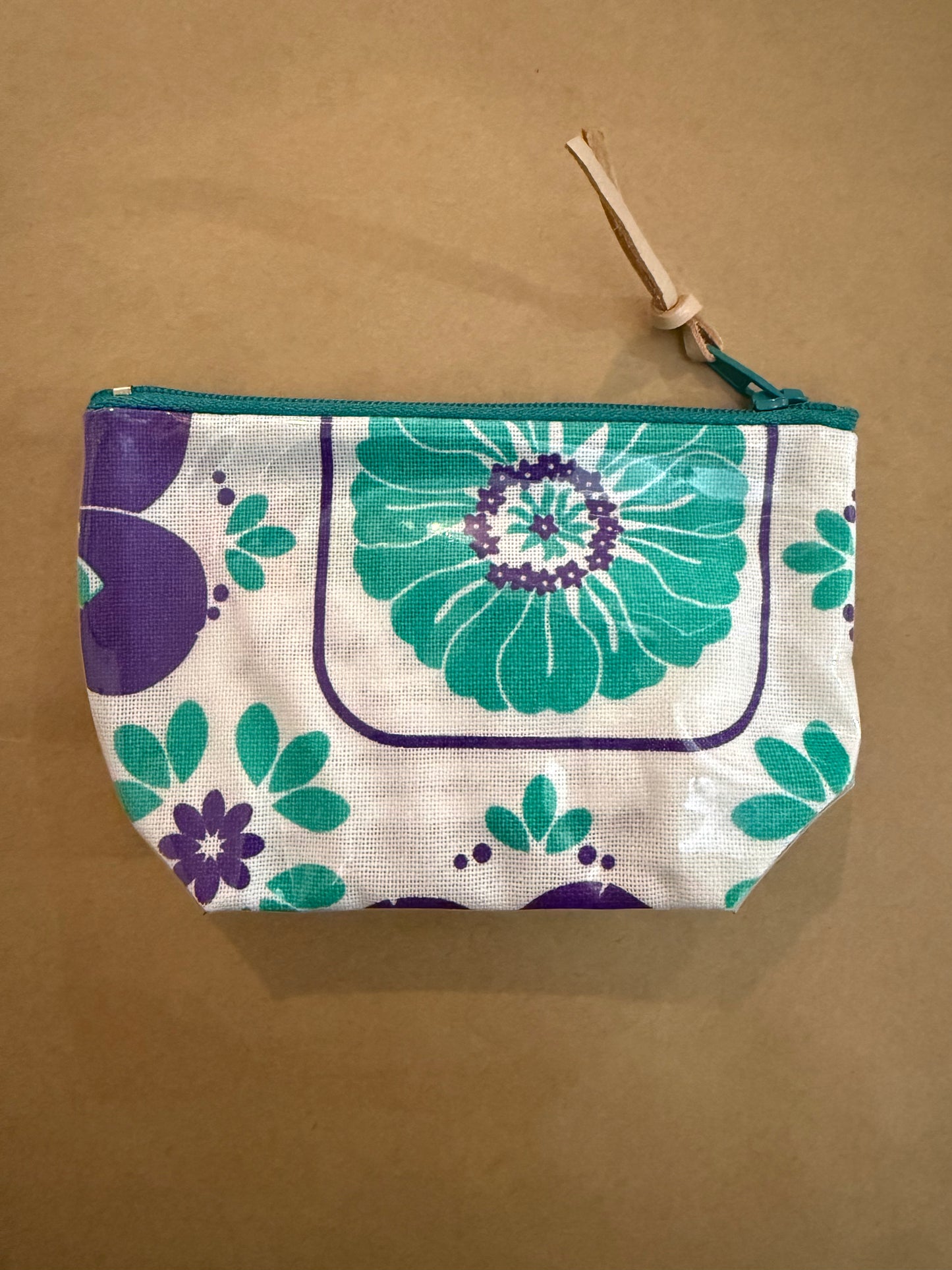Coin Purse by Anna Sutherland