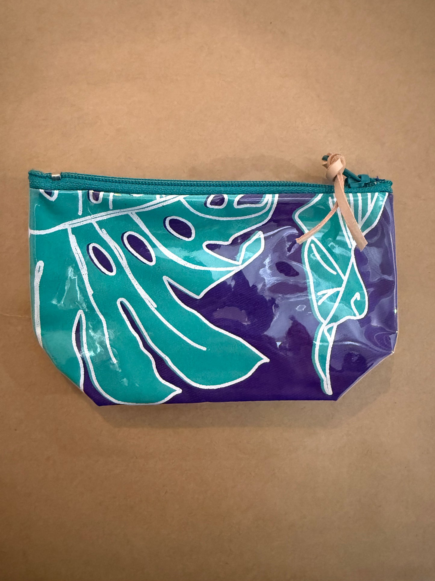 Coin Purse by Anna Sutherland
