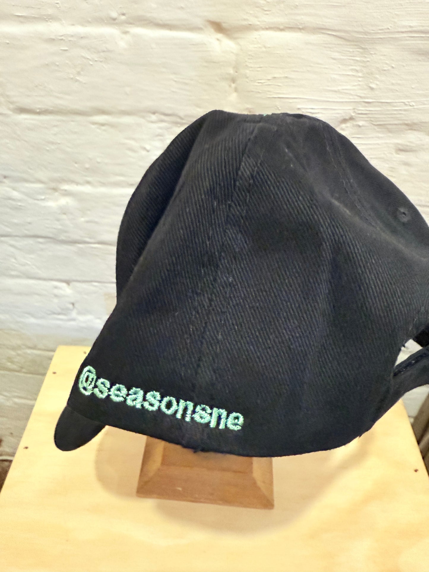 Seasons Cap
