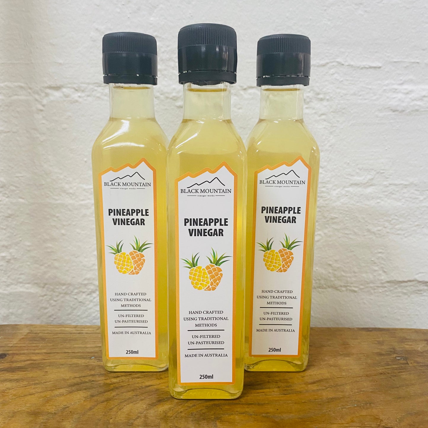 Pineapple Vinegar Black Mountain