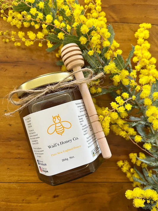 Walls_Honey_with_Dipper