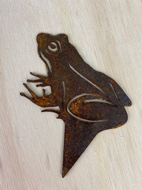 Frog on stake by Design 2 Fab